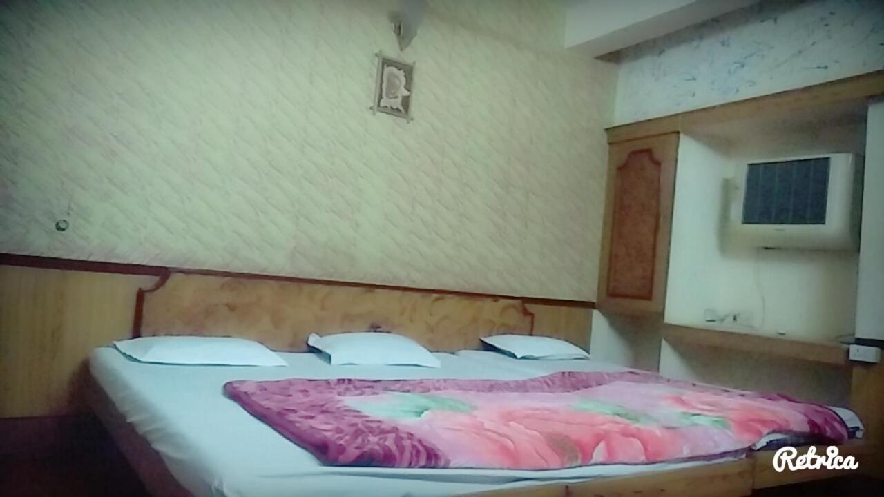 New Crown Hotel Indore Exterior foto