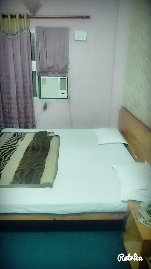 New Crown Hotel Indore Exterior foto